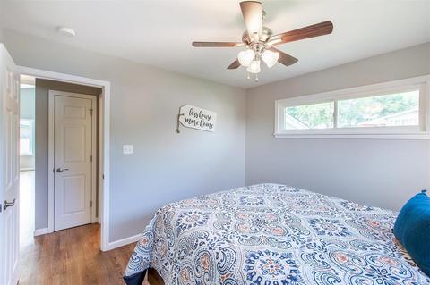 305 Orchard Ave, Ballwin, MO 63021 photo 20