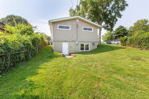 305 Orchard Ave, Ballwin, MO 63021 photo 10