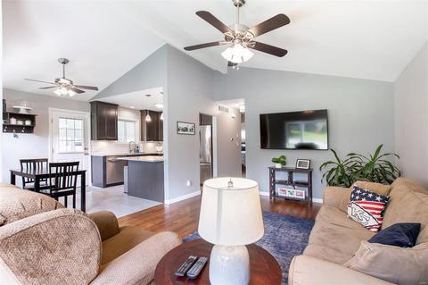 305 Orchard Ave, Ballwin, MO 63021 photo 18