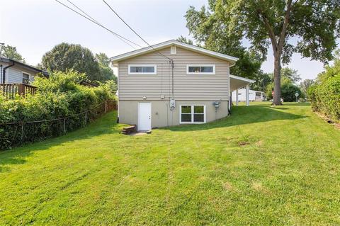 305 Orchard Ave, Ballwin, MO 63021 photo 9