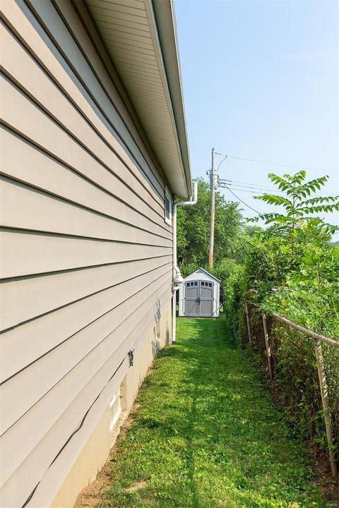 305 Orchard Ave, Ballwin, MO 63021 photo 8