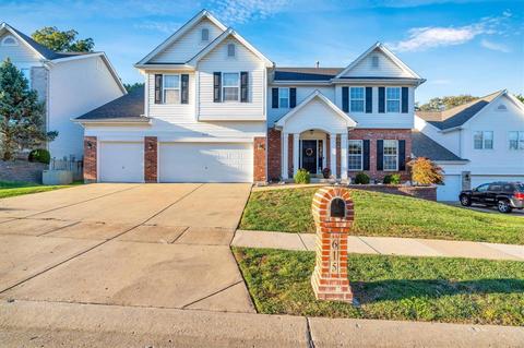 615 Legends Bluffs Ct, Eureka, MO 63025 photo 1