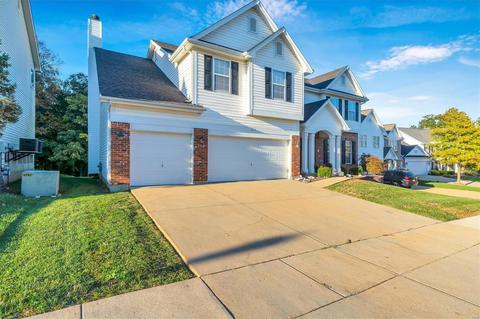 615 Legends Bluffs Ct, Eureka, MO 63025 photo 3
