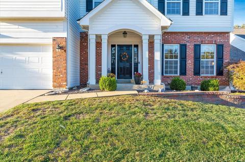 615 Legends Bluffs Ct, Eureka, MO 63025 photo 4