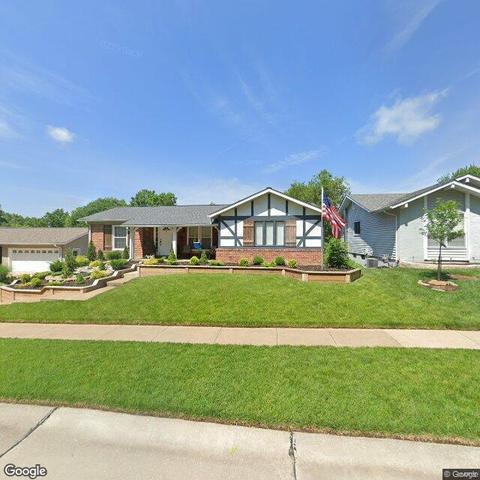 931 Napoli Dr, Ballwin, MO 63021 photo 1