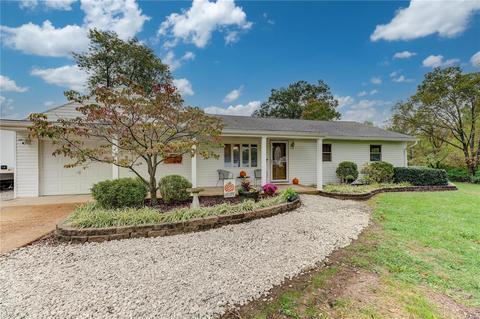 212 Streiff, Ballwin, MO 63021 photo 1