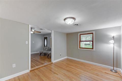 212 Streiff, Ballwin, MO 63021 photo 6
