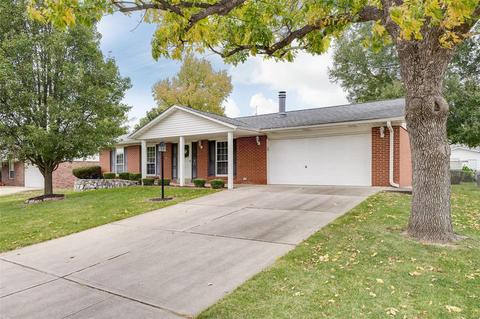 3254 Lake Ave, Bridgeton, MO 63044 photo 3