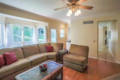 913 Forest Lake Ct, Ballwin, MO 63021 photo 9