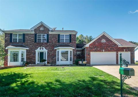 913 Forest Lake Ct, Ballwin, MO 63021 photo 1