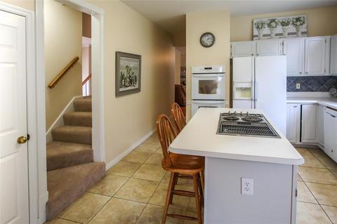 913 Forest Lake Ct, Ballwin, MO 63021 photo 12