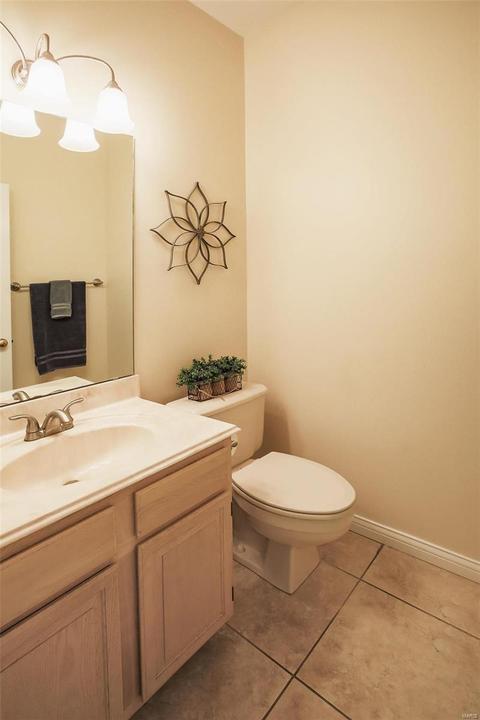 913 Forest Lake Ct, Ballwin, MO 63021 photo 19