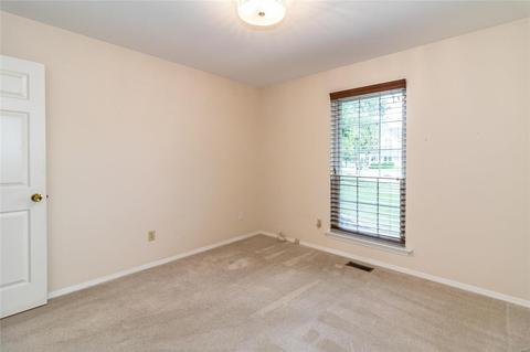 602 Rainbow Cir, Ballwin, MO 63011 photo 23
