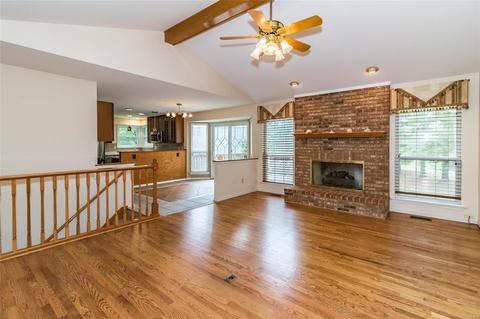 602 Rainbow Cir, Ballwin, MO 63011 photo 4