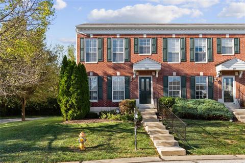 449 Parkview Place Dr, Ellisville, MO 63021 photo 1