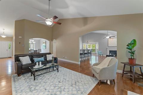 724 Pin High Ct, Eureka, MO 63025 photo 17