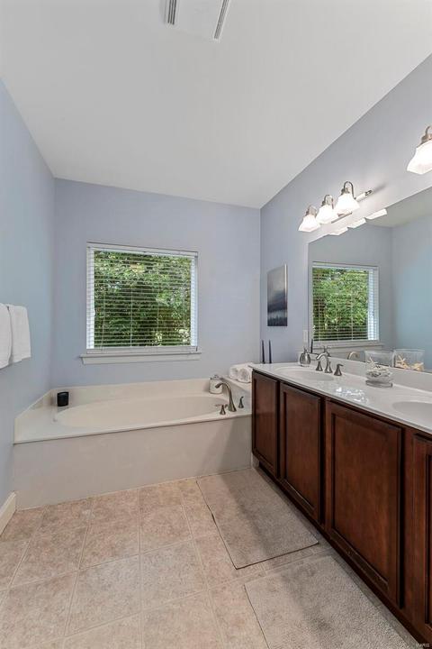 724 Pin High Ct, Eureka, MO 63025 photo 45