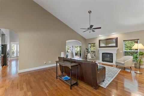 724 Pin High Ct, Eureka, MO 63025 photo 16