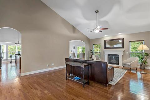 724 Pin High Ct, Eureka, MO 63025 photo 14