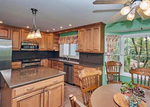608 Dougherty Oaks Ct, Ballwin, MO 63021 photo 20