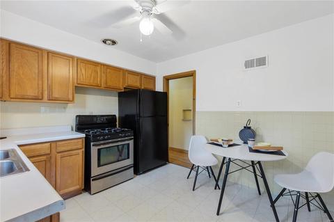 8000 Appleton, Saint Louis, MO 63130 photo 10