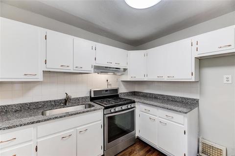 3585 Wright Ave, Saint Ann, MO 63074 photo 7
