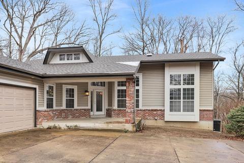 4 Forest View Ct, O'fallon, MO 63366 photo 2