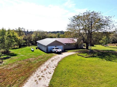 22 Cross Rd, Iberia, MO 65486 photo 1