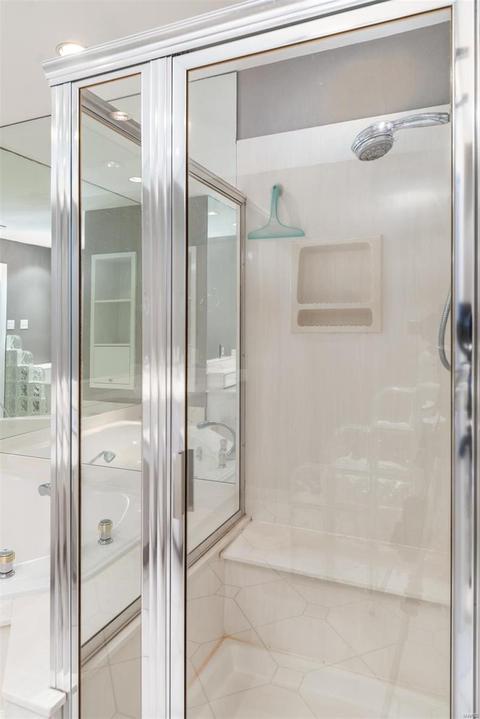 691 Rustic Vly, Ballwin, MO 63021 photo 28