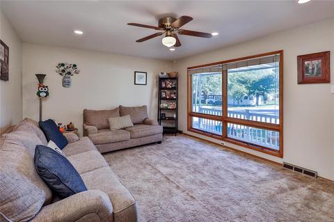 603 Westridge Dr, O'fallon, MO 63366 photo 3