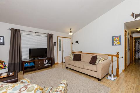 6441 Sprucefield Dr, O'fallon, MO 63368 photo 2