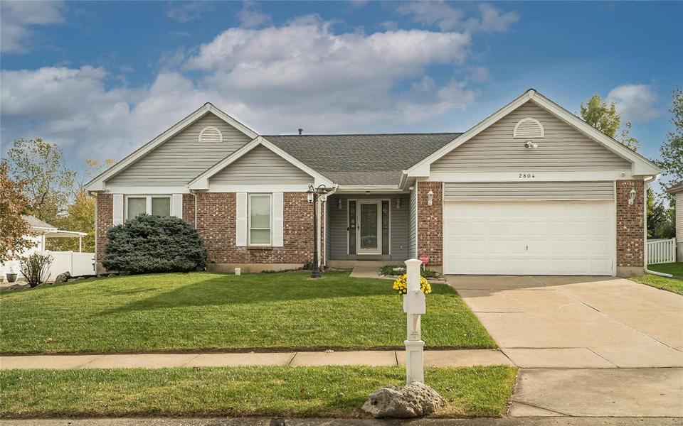 2804 Wilshire Valley Dr, Saint Charles, MO 63303 45 Photos MLS