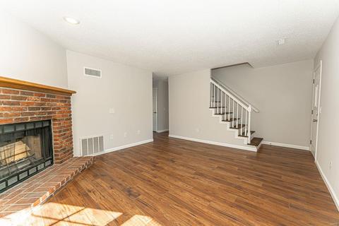 276 Carmel Woods, Ellisville, MO 63021 photo 4
