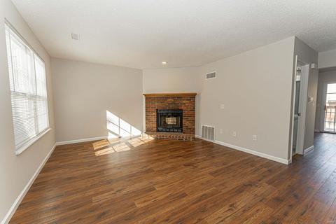 276 Carmel Woods, Ellisville, MO 63021 photo 3