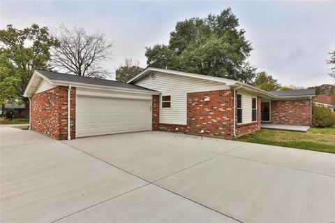 317 Northmoor Dr, Ballwin, MO 63011 photo 3