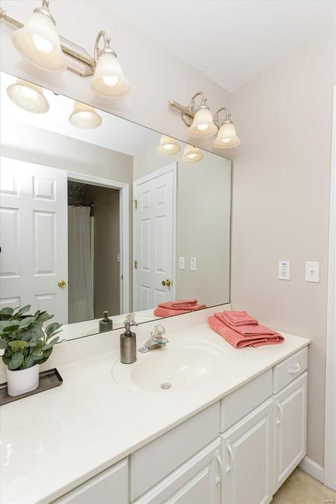 637 Crown Pointe Estates Ct, Wildwood, MO 63021 photo 32