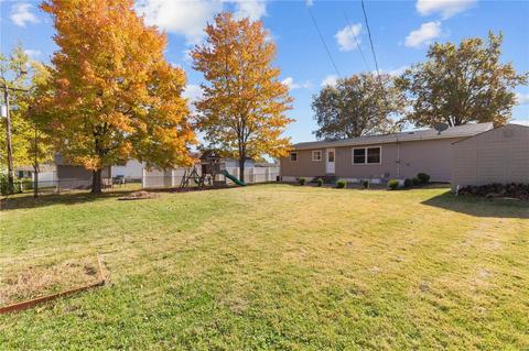 703 Darby Dr, O'fallon, MO 63366 photo 11