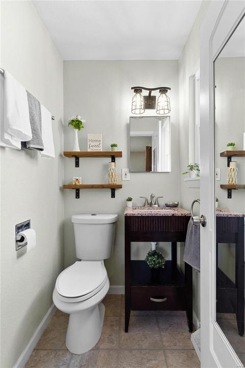 703 Darby Dr, O'fallon, MO 63366 photo 9