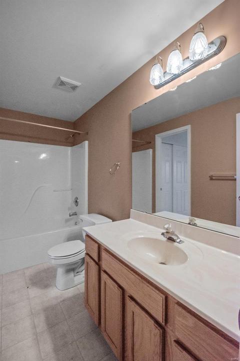555 Boulder River Dr, O'fallon, MO 63368 photo 24