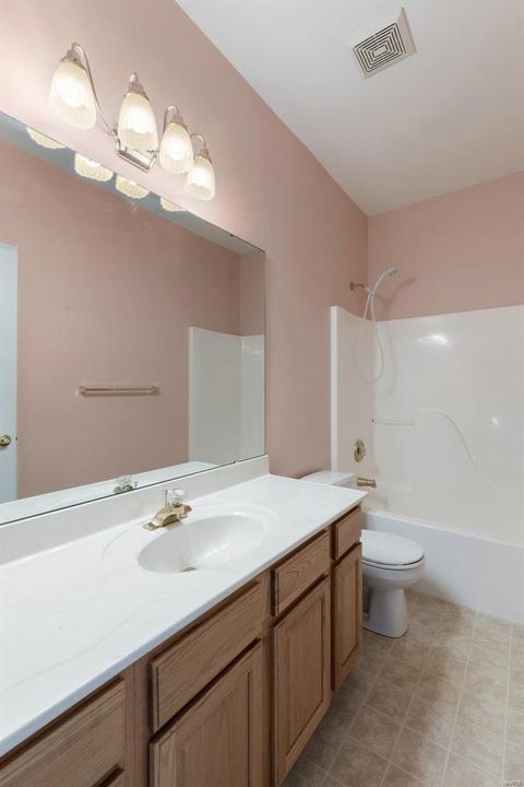 555 Boulder River Dr, O'fallon, MO 63368 photo 20