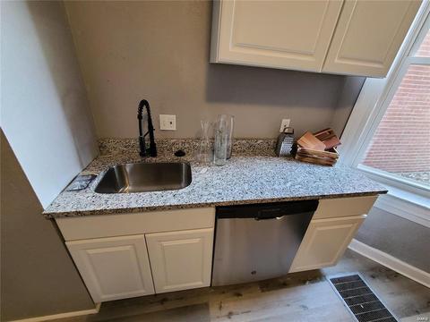 3000 S Compton Ave, Saint Louis, MO 63118 photo 13