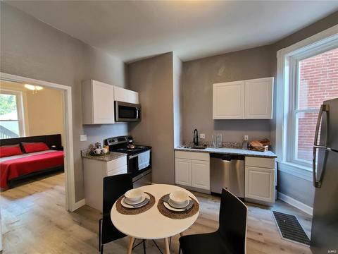 3000 S Compton Ave, Saint Louis, MO 63118 photo 5