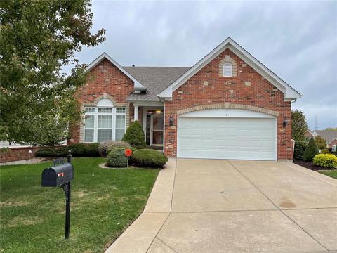 2 Eagle Blf, Saint Charles, MO 63303 photo 1