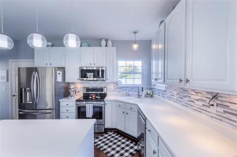 2146 Roselake Cir, Saint Peters, MO 63376 photo 16