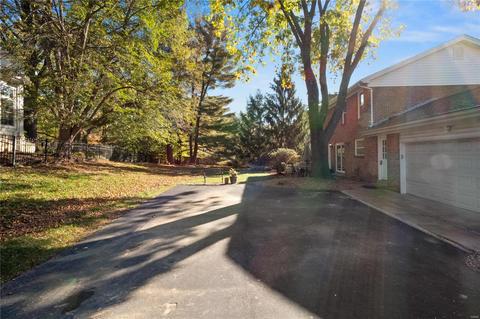 917 Camargo Dr, Ballwin, MO 63011 photo 28