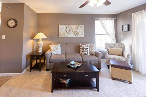 14200 Spring Creek Ln, O'fallon, MO 63368 photo 4