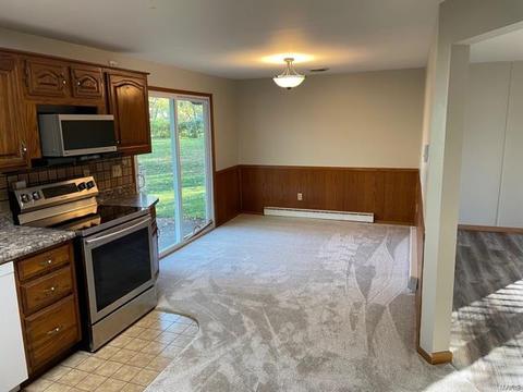 23 Christine Dr, O'fallon, MO 63366 photo 7