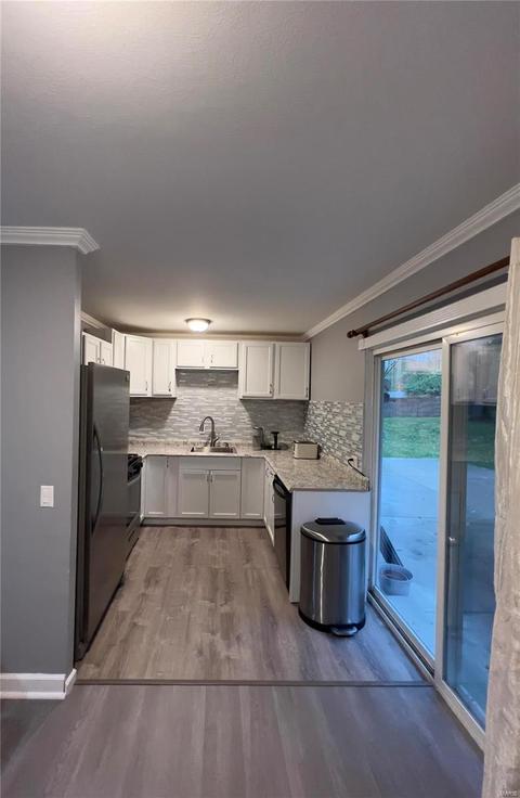 903 Marceau, Ballwin, MO 63011 photo 24
