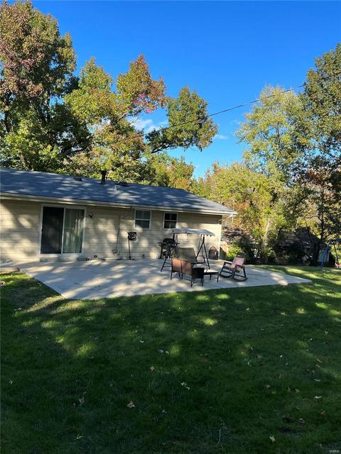 903 Marceau, Ballwin, MO 63011 photo 8