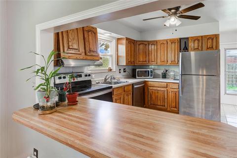 8909 Comstock Dr, Saint Louis, MO 63132 photo 7